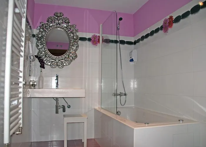 Hotel Rural El Balcon De Montija 2*